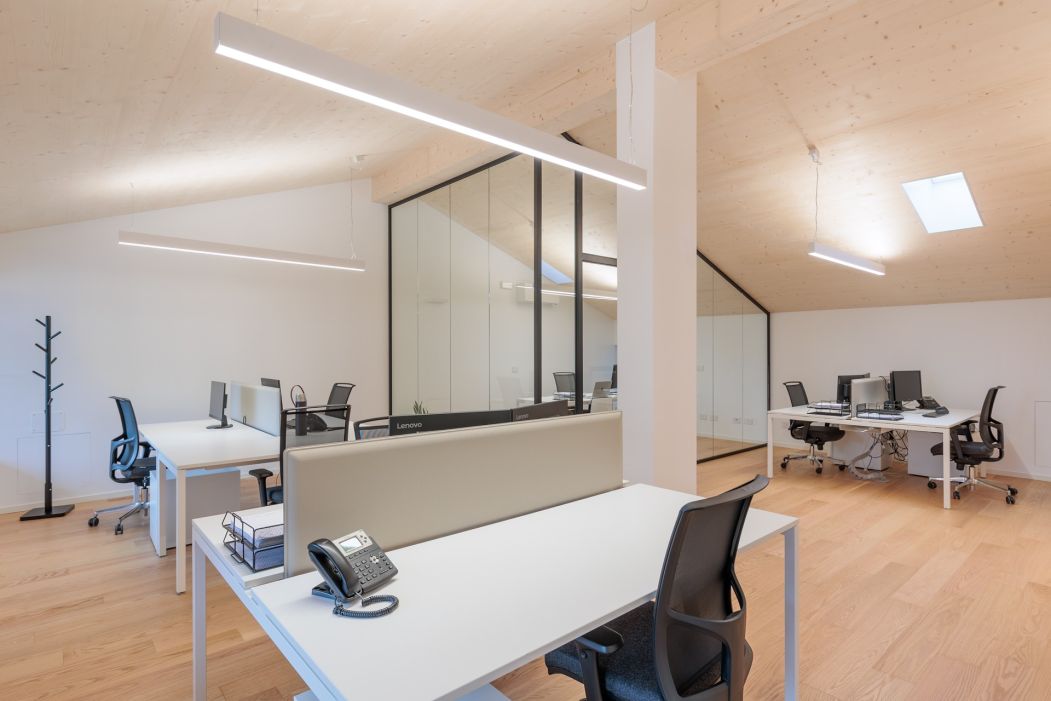 Custom office design: co-working space